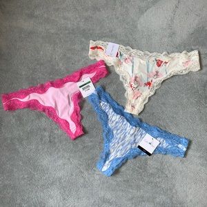 Bundle of 3 Calvin Klein Women’s Thongs